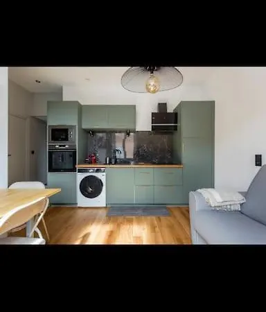 Appartement Totalement Renove 4 Couchage Proche Lyon Oullins